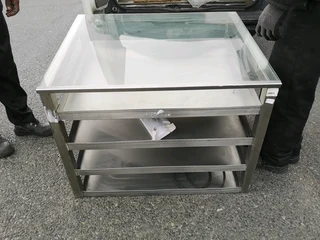 Stainless steel display unit for Bakery