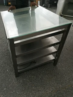 Stainless steel display unit for Bakery