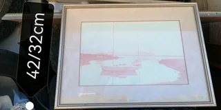 Photo frames including the art