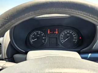 2004 Renault Clio 1.4 16V Hatchback