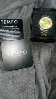 Men watch (tempo)