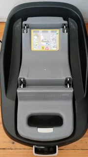 MAXI-COSI Pebble car seat &#43; base