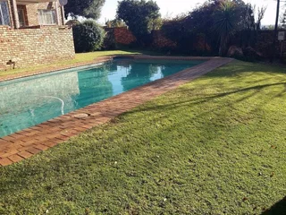 Lovely Top Level Stack With Own Garden – Pierre Vanryneveld – Available 01 November 2025