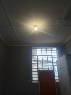 NEAT BACHELOR FLAT TO RENT – BOKSBURG NORTH | AVAILABLE 01 JANUARY 2026