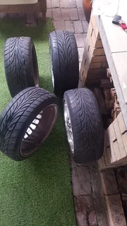 17inch Rims and Dunlop SP 700 tyres