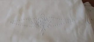 Linen: sheets/ blankets/ duvet inner/pillow cases/curtains