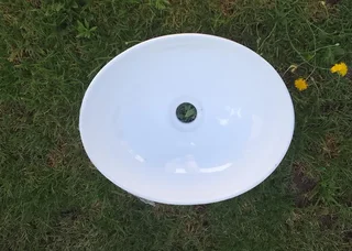 White porcelain basin - small - R300