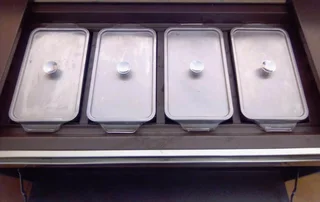 Hostess electric warming trolley R150