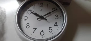 Wall clock R90 -brand new