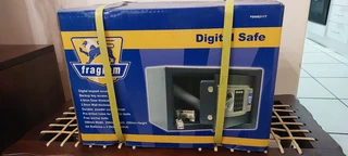 Fragram Digital Safe - R900
