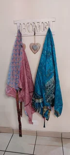 Wrap-Around Reversible Skirt Bundle - R980