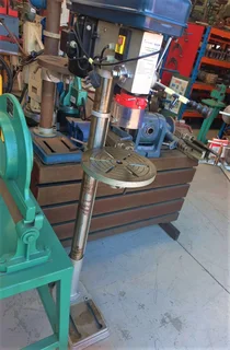 16MM PEDESTAL DRILL