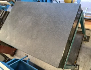USED GRANITE SURFACE TABLE GRADE 00