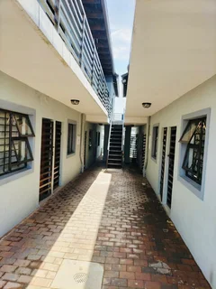 Modern, stylish and intimate studio apartments with an open layout, free WiFi available to rent.