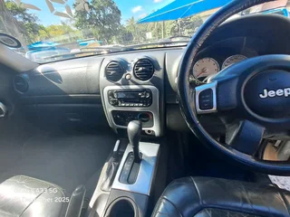 Jeep Cherokee 2003 4x4 2003 3.7lt Old Man edition