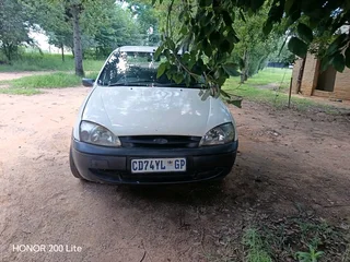 Ford ikon in good condition