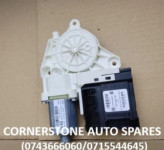 2016 VW CADDY RIGHT FRONT WINDOW REGULATOR