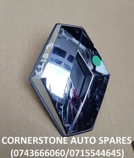 Renault Clio 3 Grill Badge