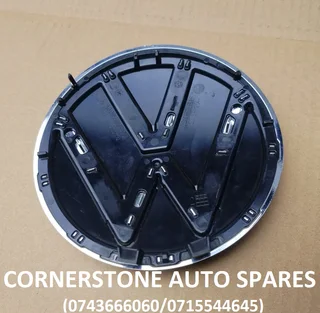 VW POLO 8 R GRILL BADGE