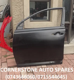 2015 Toyota Rav 4 Left Front Door