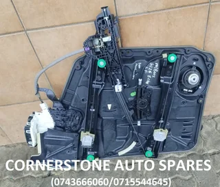 2015 onward MERCEDES GLA 156 A176 B-CLASS RIGHT FRONT DOOR MECHANISM