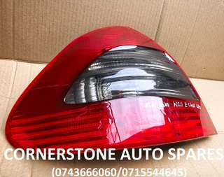 MERCEDES W211 E-CLASS LEFT SIDE TAIL LIGHT