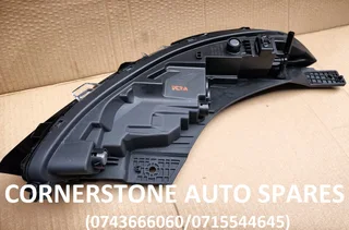 HYUNDAI VENUE LEFT SIDE HEADLIGHT