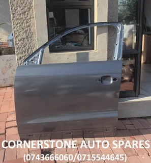 2012-2018 Audi Q3 (8u0) Left Front Door