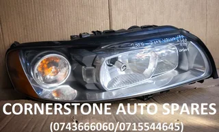 2005-2007 VOLVO V70,XC70 XENON RIGHT SIDE HEADLIGHT