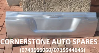 Toyota Land Cruiser 200 Series Vx Lower Tailgate
