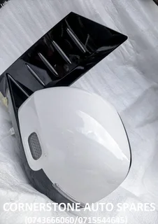 HYUNDAI STARIA LEFT SIDE MIRROR