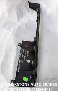 2020 LAND ROVER DEFENDER L663 REAR BUMPER TOW EYE COVER