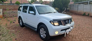 Nissan Pathfinder 2.5dci 2006 manual
