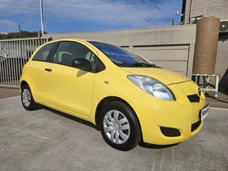 2010 Toyota Yaris 1.0i T1 3 DR