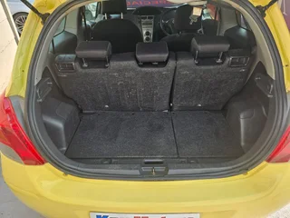 2010 Toyota Yaris T1 1.0i 3 DR