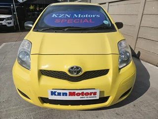 2010 Toyota Yaris T1 1.0i 3 DR