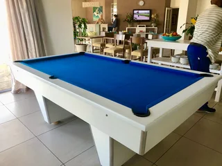 Pool table