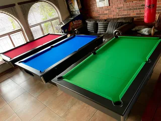 Pool table