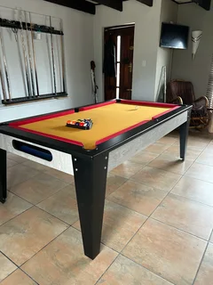 Pool table
