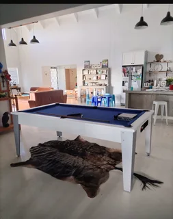 Pool table