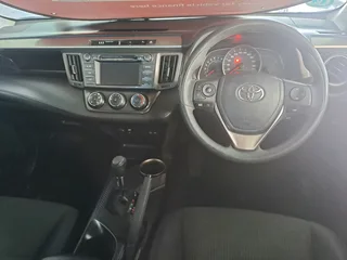 2013 TOYOTA RAV4 2.0 GX A/T