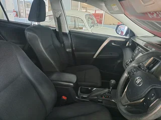 2013 TOYOTA RAV4 2.0 GX A/T