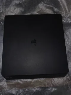 PlayStation 4 500GB with 2 x controllers