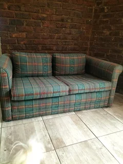 Lounge suite R3500.00