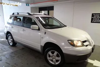 2004 Mitsubishi Outlander SUV