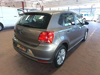 2022 Volkswagen Polo Vivo 14i Comfortline Hatchback