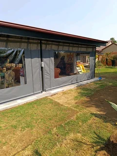 Canvas Patio and Lapa roller blinds and awnings