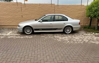 BMW e39 540i 2003