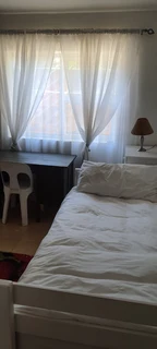 ⁸Student Accommodation: Parow -short term rental Dec/Jan