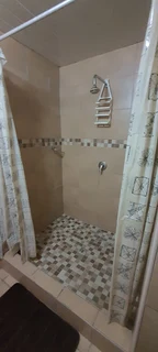 ⁸Student Accommodation: Parow -short term rental Dec/Jan